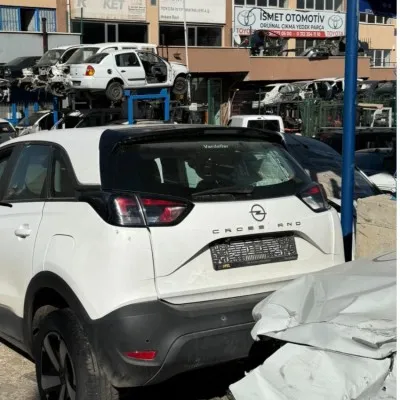 Opel Crossland Çıkma Bagaj Kapağı 2020-2024