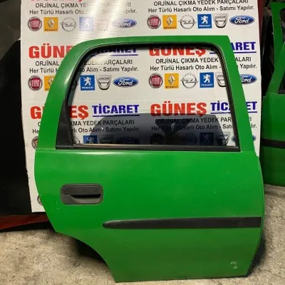 Opel Corsa B Çıkma Sağ Arka Kapı 1995-2000
