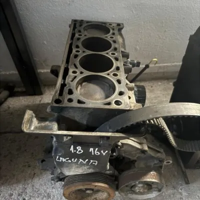 Renault Laguna 1 Çıkma 1.8 16V Yarım Motor 1997-2002