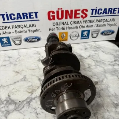 Opel Vectra B Çıkma 2.5 V6 Motor Krank Mili