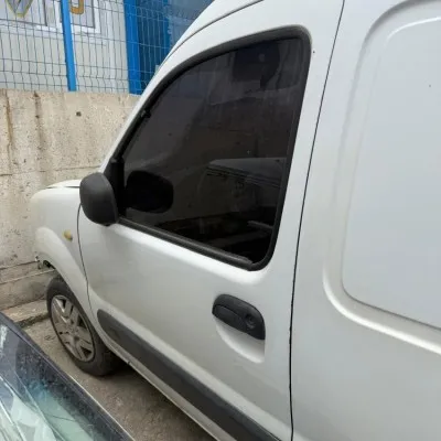 Renault Kangoo 2 Çıkma Sol Ön Kapı