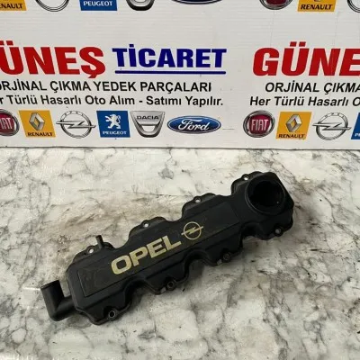 Opel Astra F Çıkma Karbüratör Kapağı