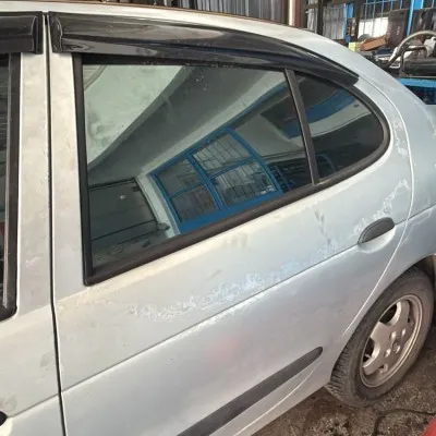 Renault Megane 1 Sol Arka Kapı Hatasız